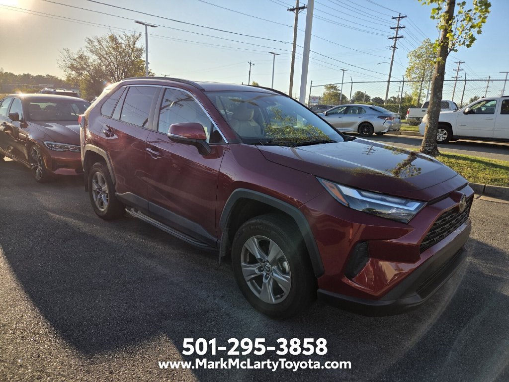 Used 2023 Toyota RAV4 XLE FWD image 3