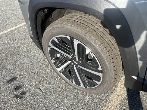 New 2026 Chevrolet Equinox RS w/ LPO, Floor Liner Package image 34