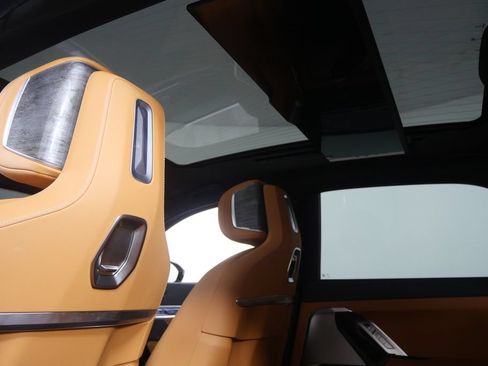 Certified 2025 BMW 740i RWD image 16