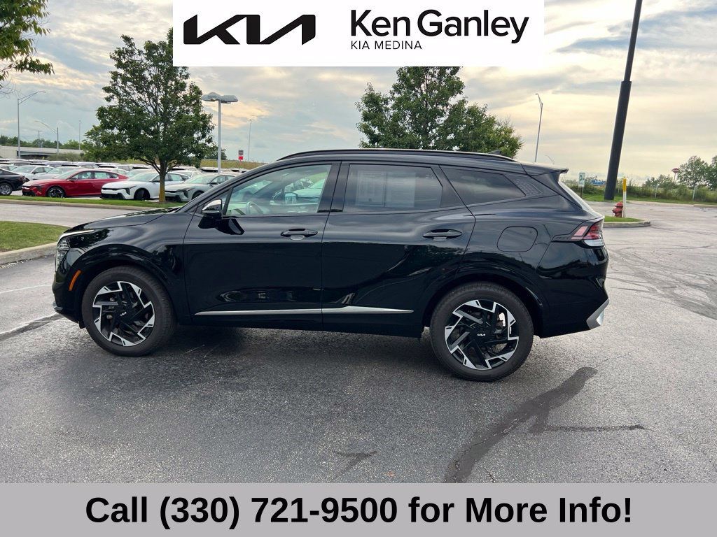 Certified 2024 Kia Sportage SX AWD/4WD image 16