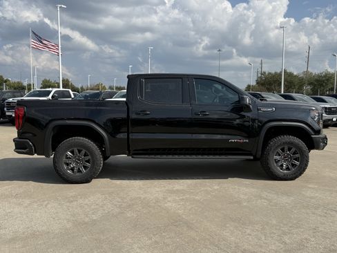 New 2026 GMC Sierra 1500 AT4X image 3
