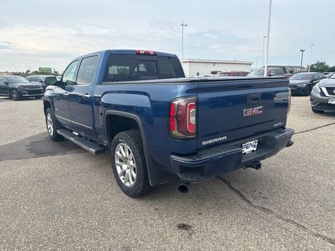Used 2016 GMC Sierra 1500 Denali w/ Enhanced Driver Alert Package AWD/4WD image 5