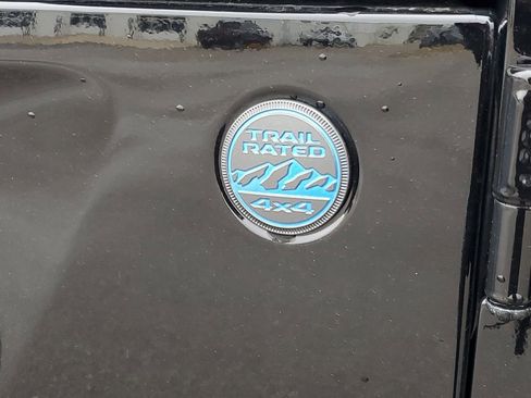 Used 2024 Jeep Wrangler High Altitude image 34