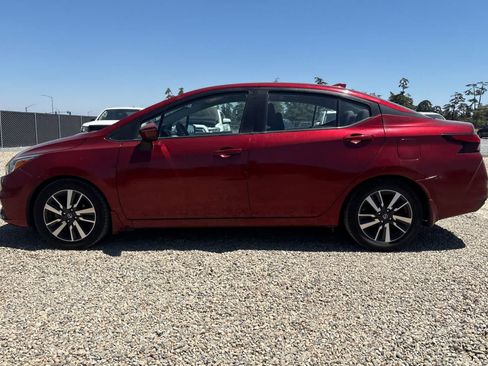 Used 2020 Nissan Versa SV FWD image 6