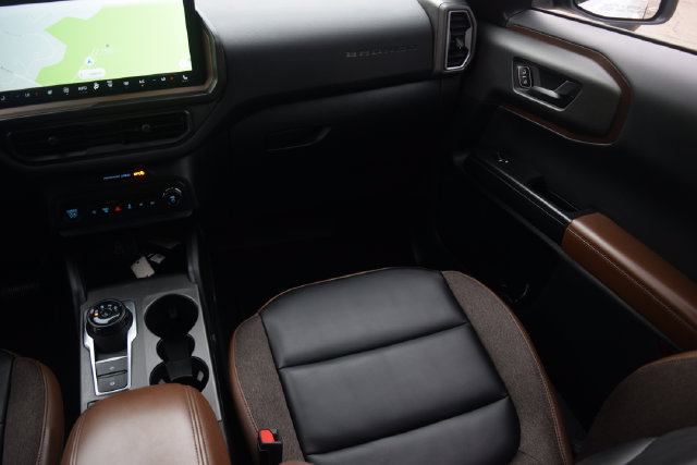 Used 2025 Ford Bronco Sport Outer Banks w/ Outer Banks Tech Package+ AWD/4WD image 14