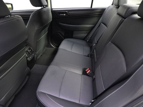 Used 2017 Subaru Legacy 3.6R Limited AWD/4WD image 21