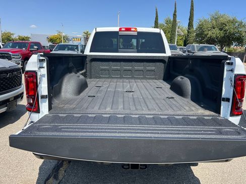 New 2026 RAM 2500 Tradesman AWD/4WD image 17
