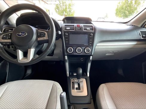 Used 2017 Subaru Forester 2.5i Premium AWD/4WD image 7