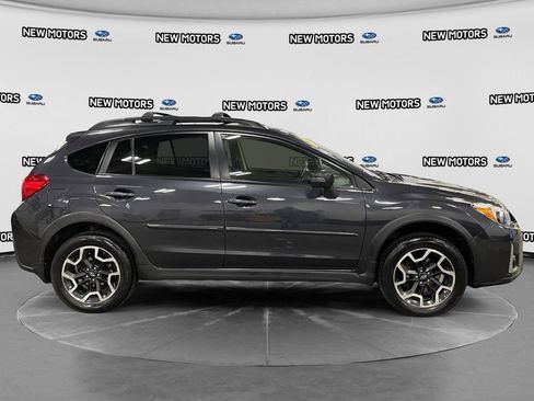 Used 2017 Subaru Crosstrek 2.0i Limited AWD/4WD image 6