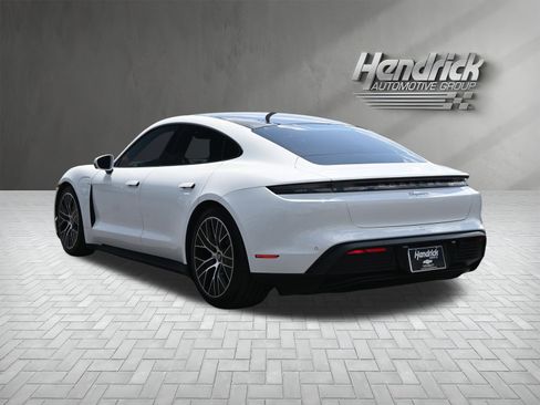 Used 2022 Porsche Taycan RWD image 8