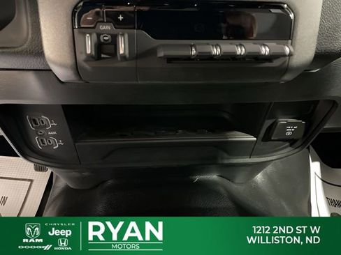 New 2025 RAM 2500 Tradesman w/ Chrome Appearance Group AWD/4WD image 34