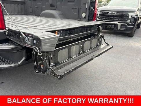 Used 2025 Chevrolet Silverado 3500 High Country w/ Technology Package AWD/4WD image 17