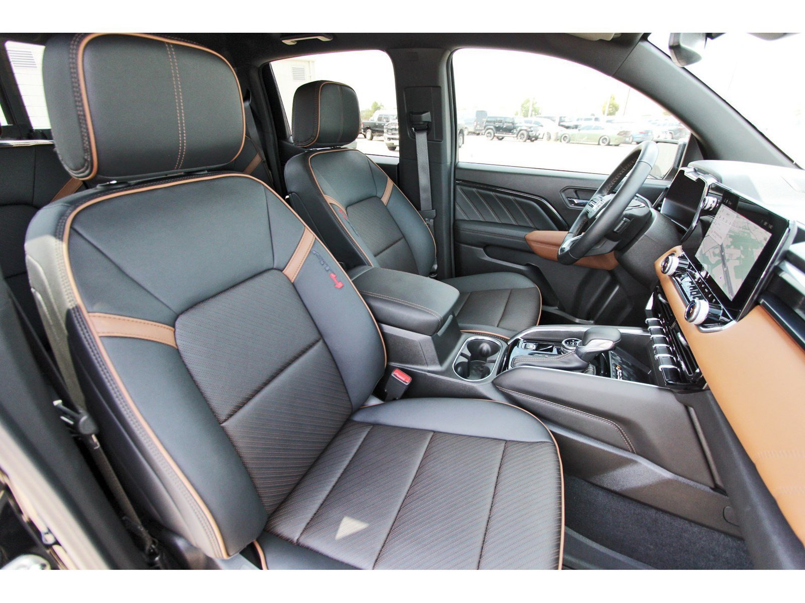 Used 2026 GMC Canyon AT4 w/ AT4 Premium Package AWD/4WD image 35
