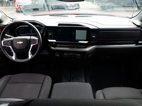 Used 2024 Chevrolet Silverado 1500 LT w/ Protection Package image 9