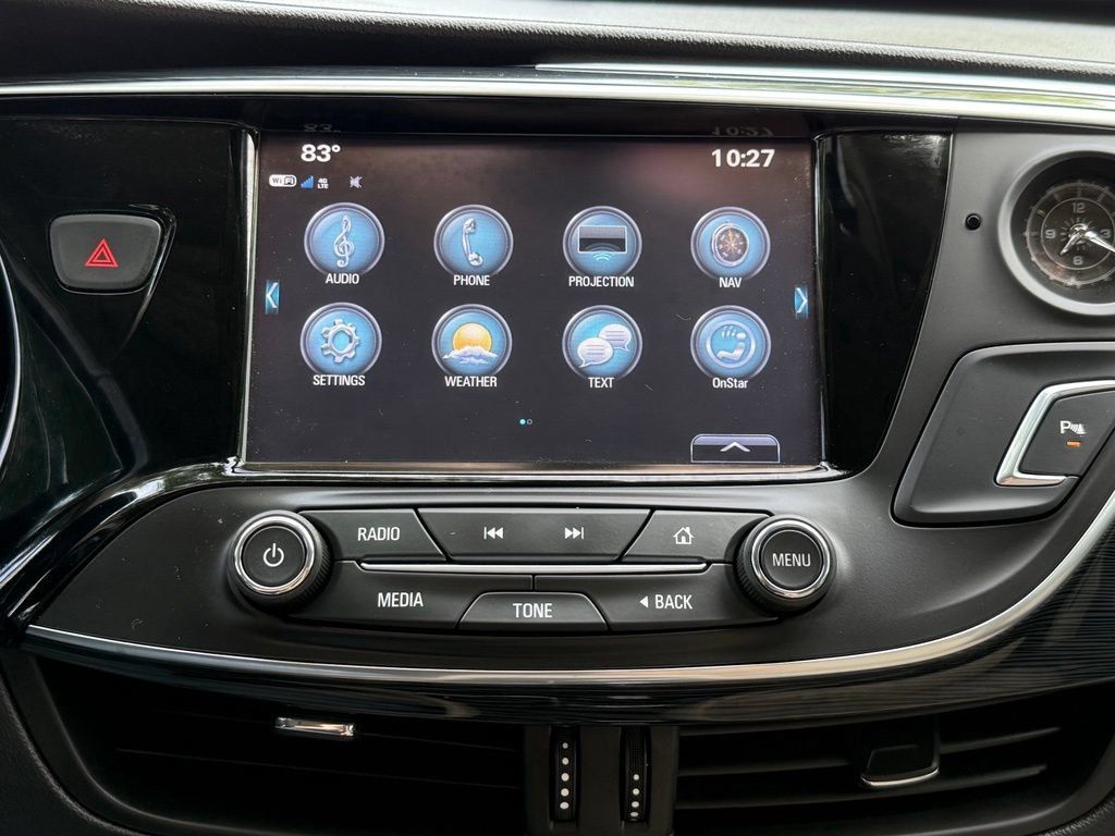 Used 2017 Buick Envision Essence FWD image 31