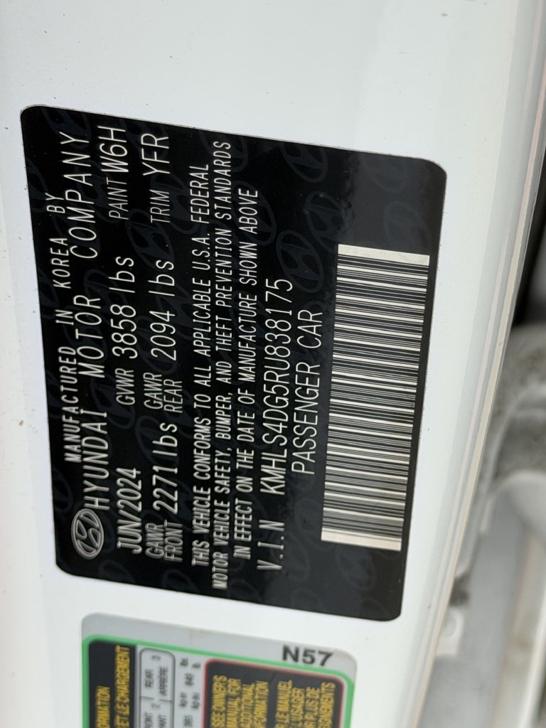 Used 2024 Hyundai Elantra SEL w/ Convenience Package FWD image 26