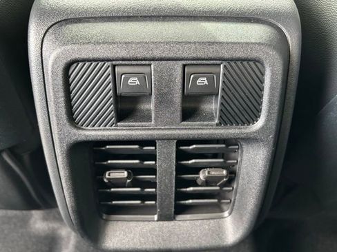 New 2025 Ford Bronco Badlands image 18