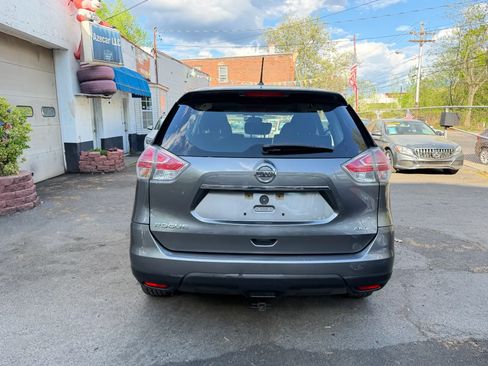 Used 2016 Nissan Rogue S AWD/4WD image 8