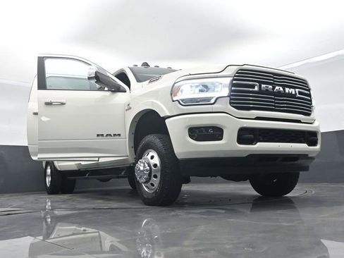 Used 2022 RAM 3500 Laramie AWD/4WD image 73