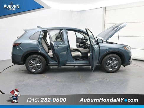New 2026 Honda HR-V LX image 38