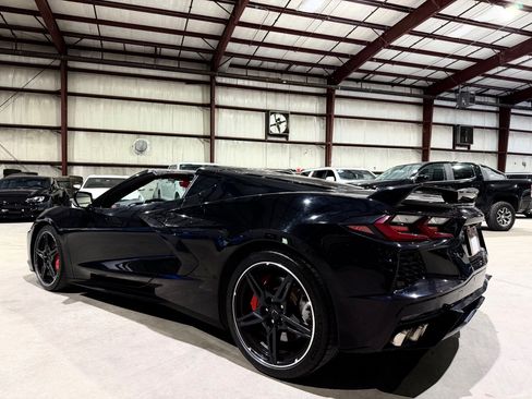 Used 2021 Chevrolet Corvette Stingray Preferred Cpe w/ Z51 Performance Package RWD image 11