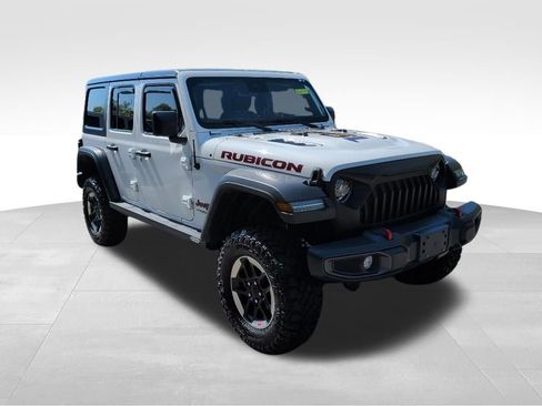 Used 2022 Jeep Wrangler Unlimited Rubicon w/ LED Lighting Group AWD/4WD image 7