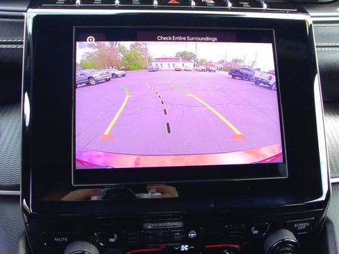 Used 2023 Jeep Grand Cherokee L Laredo AWD/4WD image 19