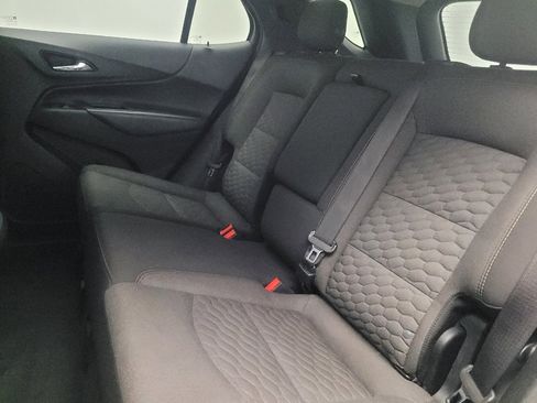 Used 2020 Chevrolet Equinox LT image 18