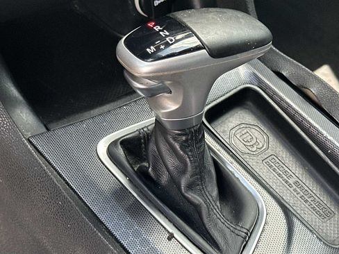 Used 2016 Dodge Charger R/T Scat Pack w/ Beats Audio Group RWD image 23