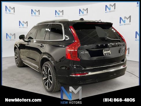 Used 2023 Volvo XC90 B5 Plus w/ Protection Package Premier image 3