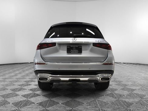Certified 2026 Mercedes-Benz Maybach GLS 600 4MATIC image 4