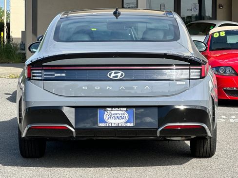 New 2026 Hyundai Sonata Limited FWD image 5