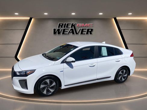 Used 2017 Hyundai Ioniq SEL w/ Tech Package 02 FWD image 2