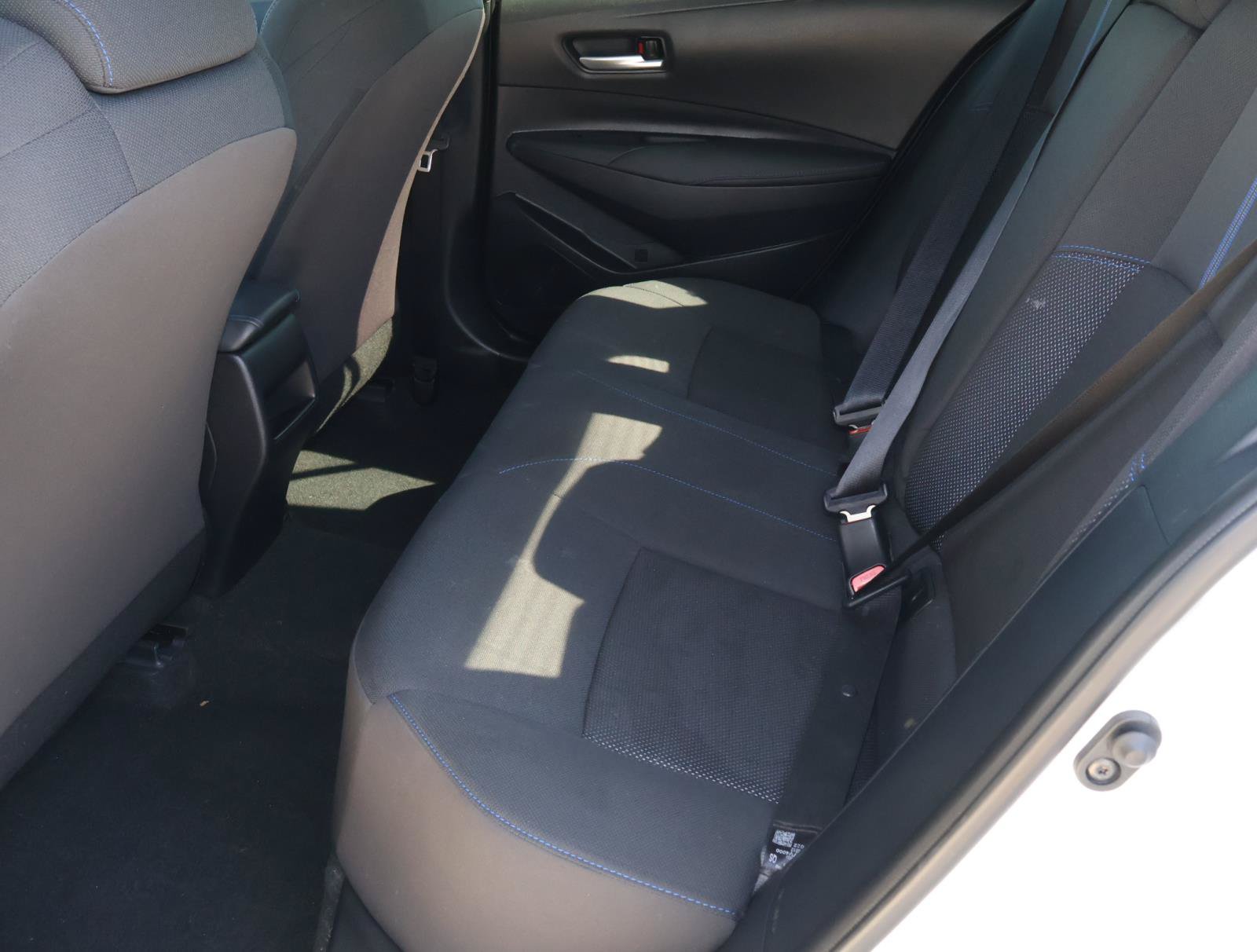 Used 2022 Toyota Corolla SE FWD image 19