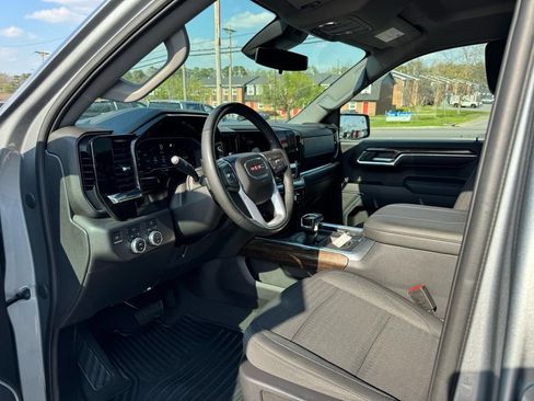 Used 2023 GMC Sierra 1500 Elevation AWD/4WD image 16