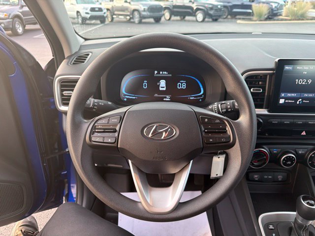 Used 2023 Hyundai Venue SE w/ Cargo Package FWD image 16
