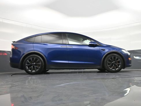 Used 2022 Tesla Model X AWD/4WD image 29