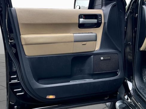 Used 2017 Toyota Sequoia Limited w/ Safety & Convenience Package AWD/4WD image 22