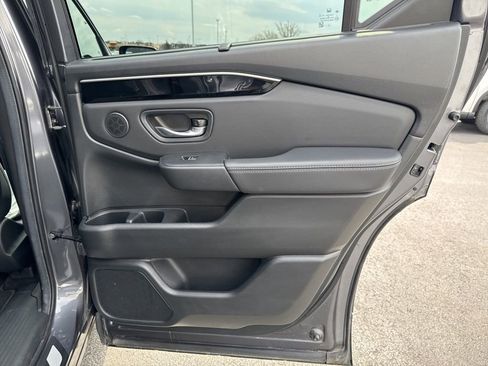 Certified 2025 Honda Pilot EX-L image 36