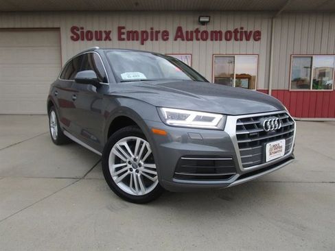 Used 2018 Audi Q5 Prestige image 1