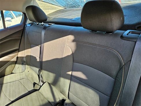 Used 2018 Chevrolet Cruze LS image 14