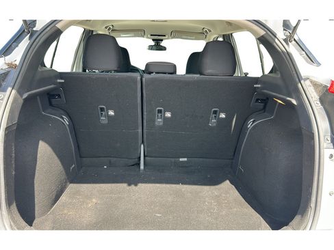 Used 2020 Nissan Kicks SR FWD image 29