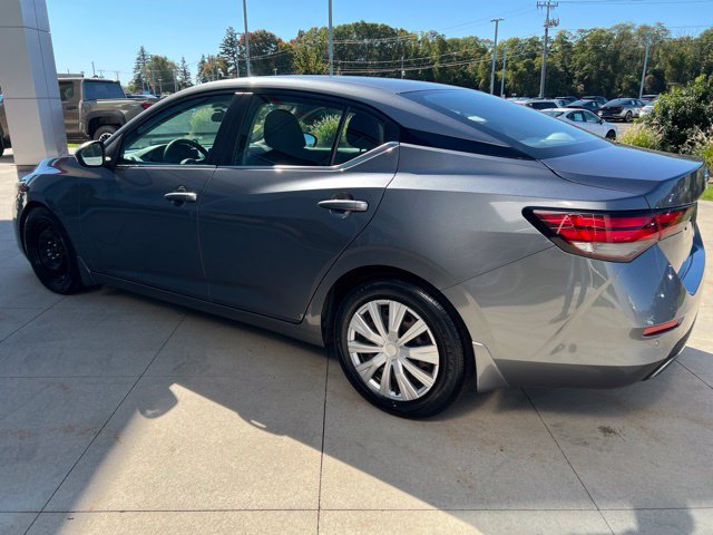Used 2020 Nissan Sentra S w/ Trunk Package FWD image 5