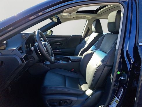 Used 2023 Lexus ES 350 w/ Premium Package image 14