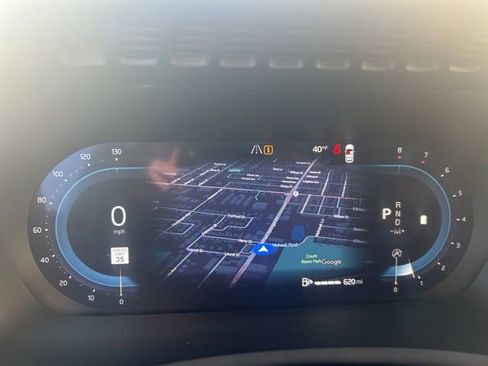 Used 2025 Volvo XC90 B6 Plus image 14