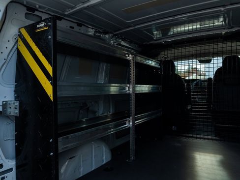 Used 2023 Mercedes-Benz Metris image 8