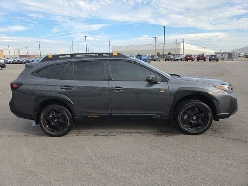 Used 2025 Subaru Outback Wilderness w/ Wilderness Package AWD/4WD image 2