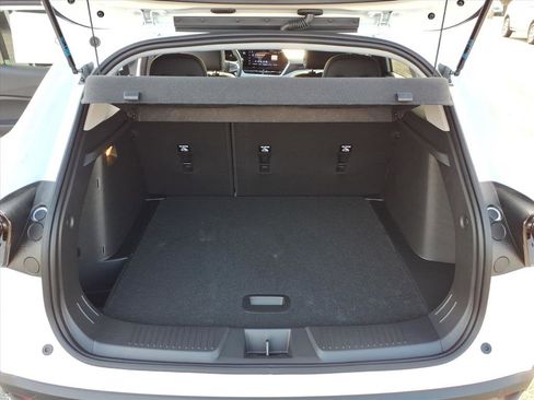 New 2026 Chevrolet Trax LT w/ Driver Confidence Package image 11