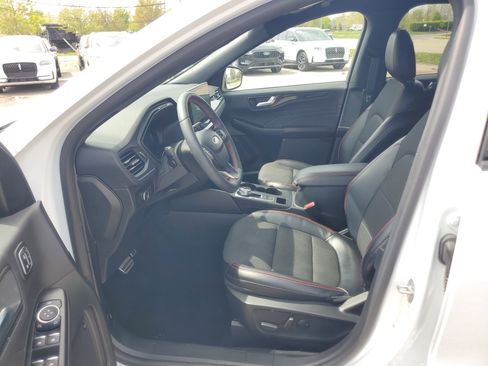 Used 2023 Ford Escape ST-Line Select w/ Tech Pack #2 AWD/4WD image 12