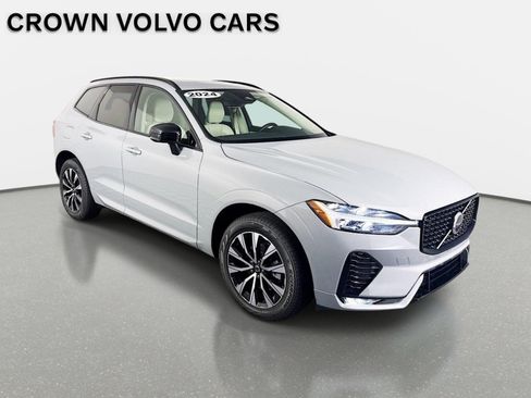 Used 2024 Volvo XC60 B5 Core w/ Protection Package AWD/4WD image 4